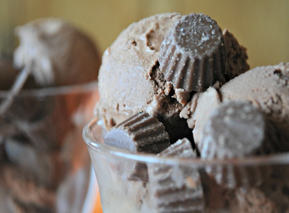 Chocolate Peanut Butter Cup Ice Cream Mountain Mama Cooks