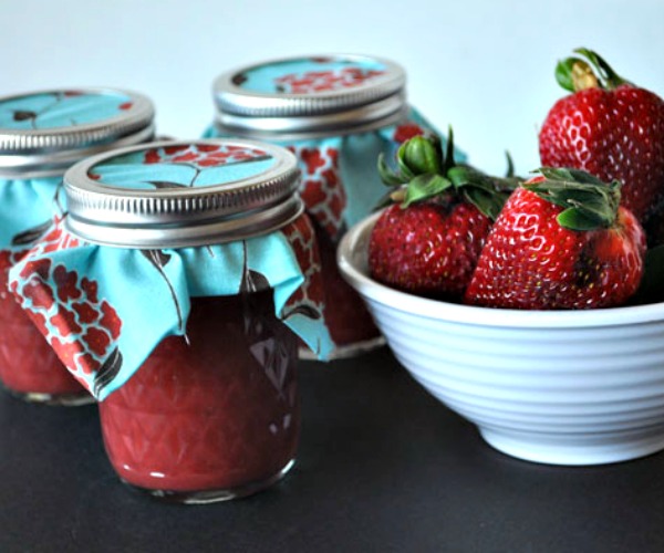 canning-jam-with-hon. 