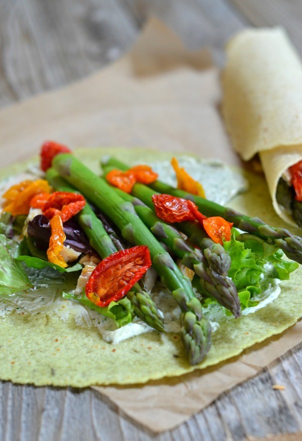 Chicken and Asparagus Wraps with Dill Cream Cheese from Mountain Mama Cooks