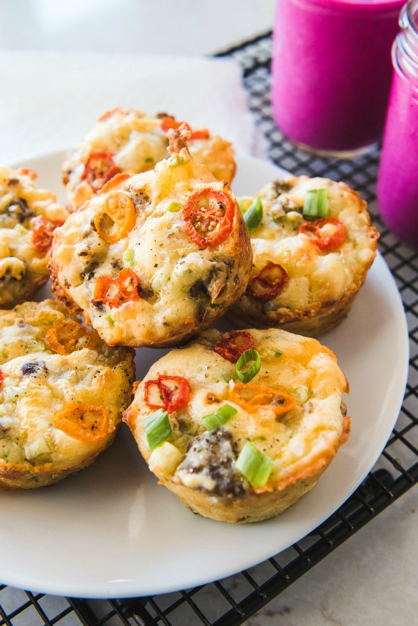 Sausage and Cheddar Breakfast Muffins - Mountain Mama Cooks